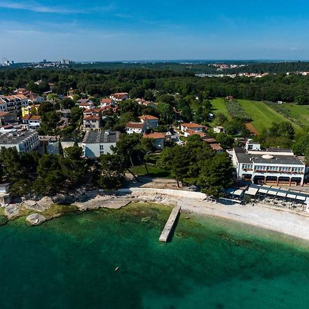 Apartment Axelle 50 Meters To The Beach Banjole Eksteriør billede